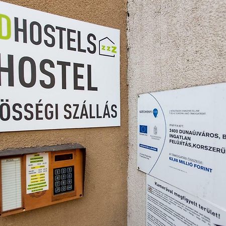 Pd Hostel Дуноуйварош Екстер'єр фото